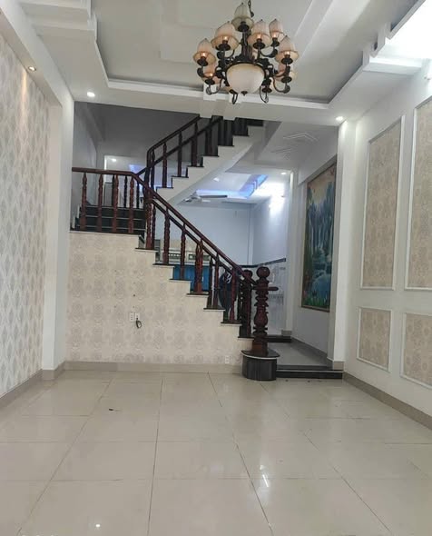14TR- CHO THUÊ NHÀ GẦN HIỆP BÌNH- GIGAMALL. 1 TRỆT 2 LẦU, 4PN, HẺM XE HƠI.