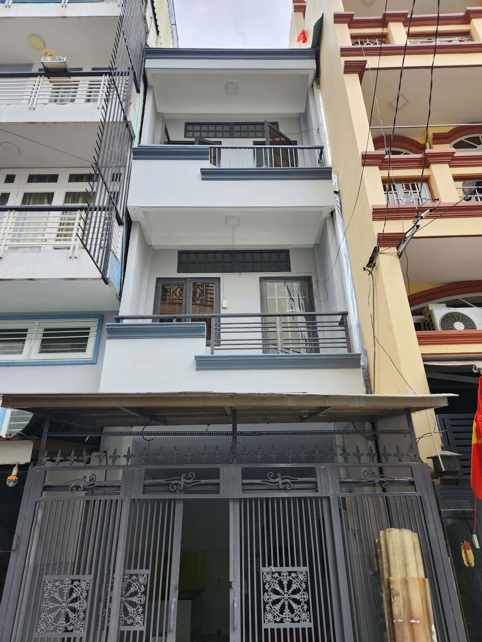 MẶT TIỀN HẺM 6M KINH DOANH LÝ THƯỜNG KIỆT TÂN BÌNH 28M2 3 TẦNG SHR CHỈ 6.28 TỶ