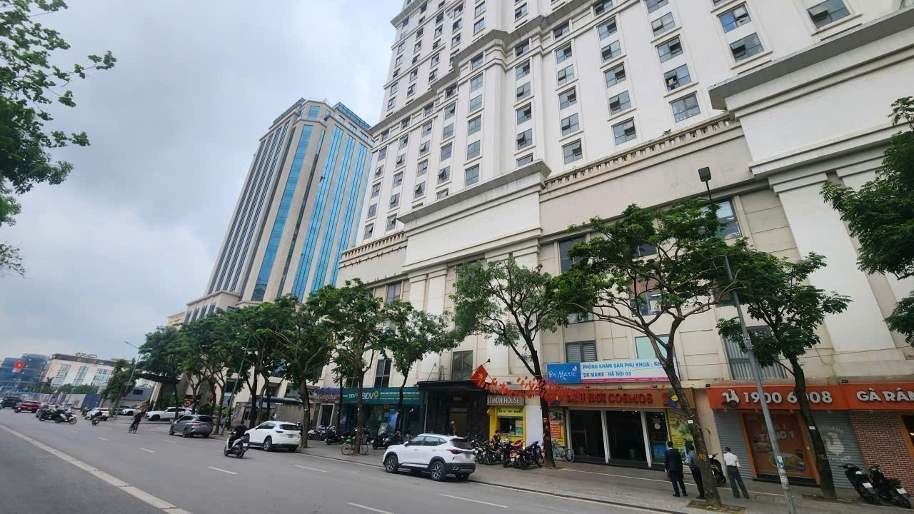 CHO THUÊ VĂN PHÒNG 256M2 TẠI TÒA D2 GIẢNG VÕ, VIEW HỒ, MT RỘNG