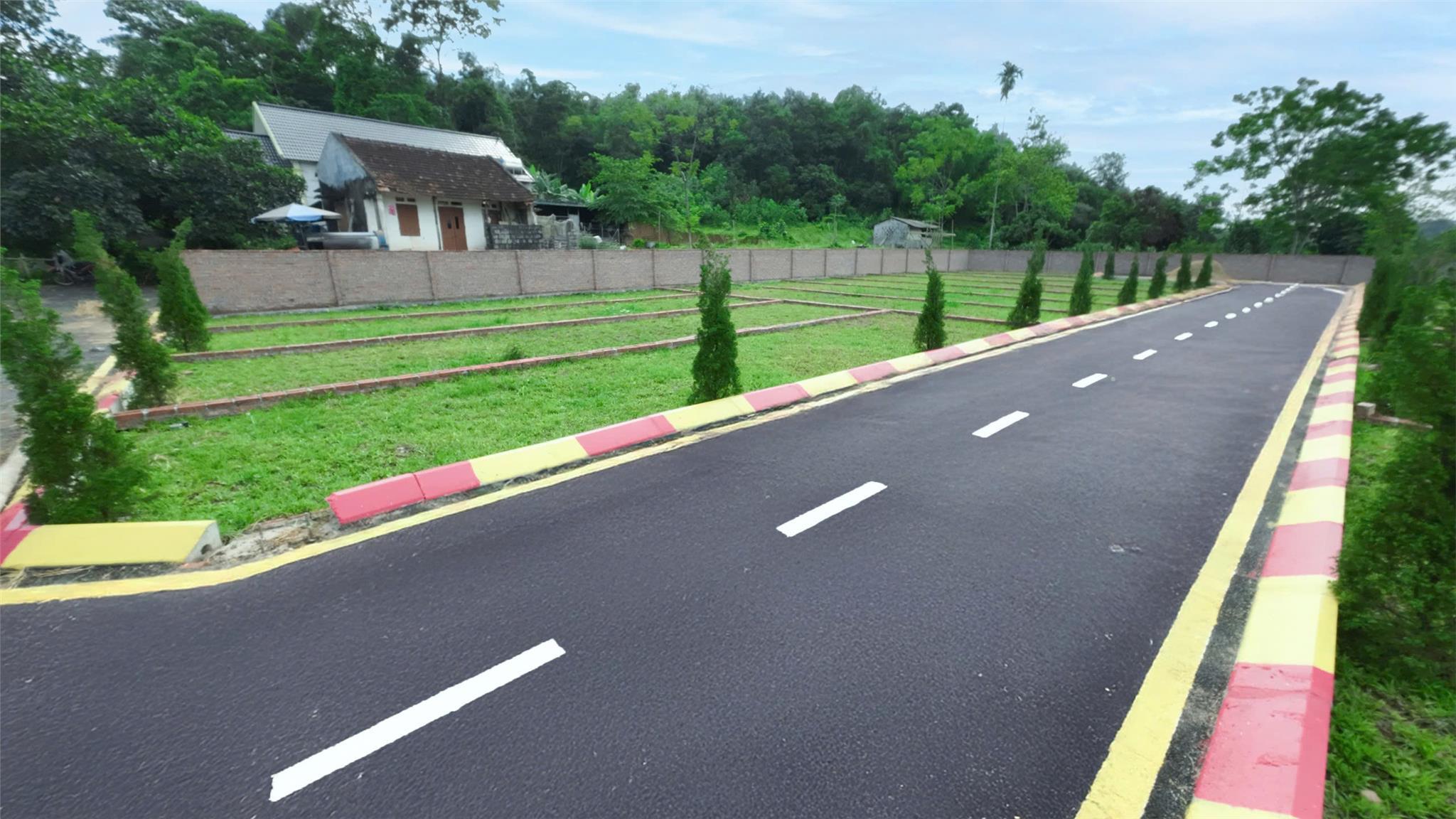 Bán đất 64.6m2, 596 triệu tại Quốc lộ 21A, thị trấn Ba Hàng Đồi, huyện Lạc Thủy 2