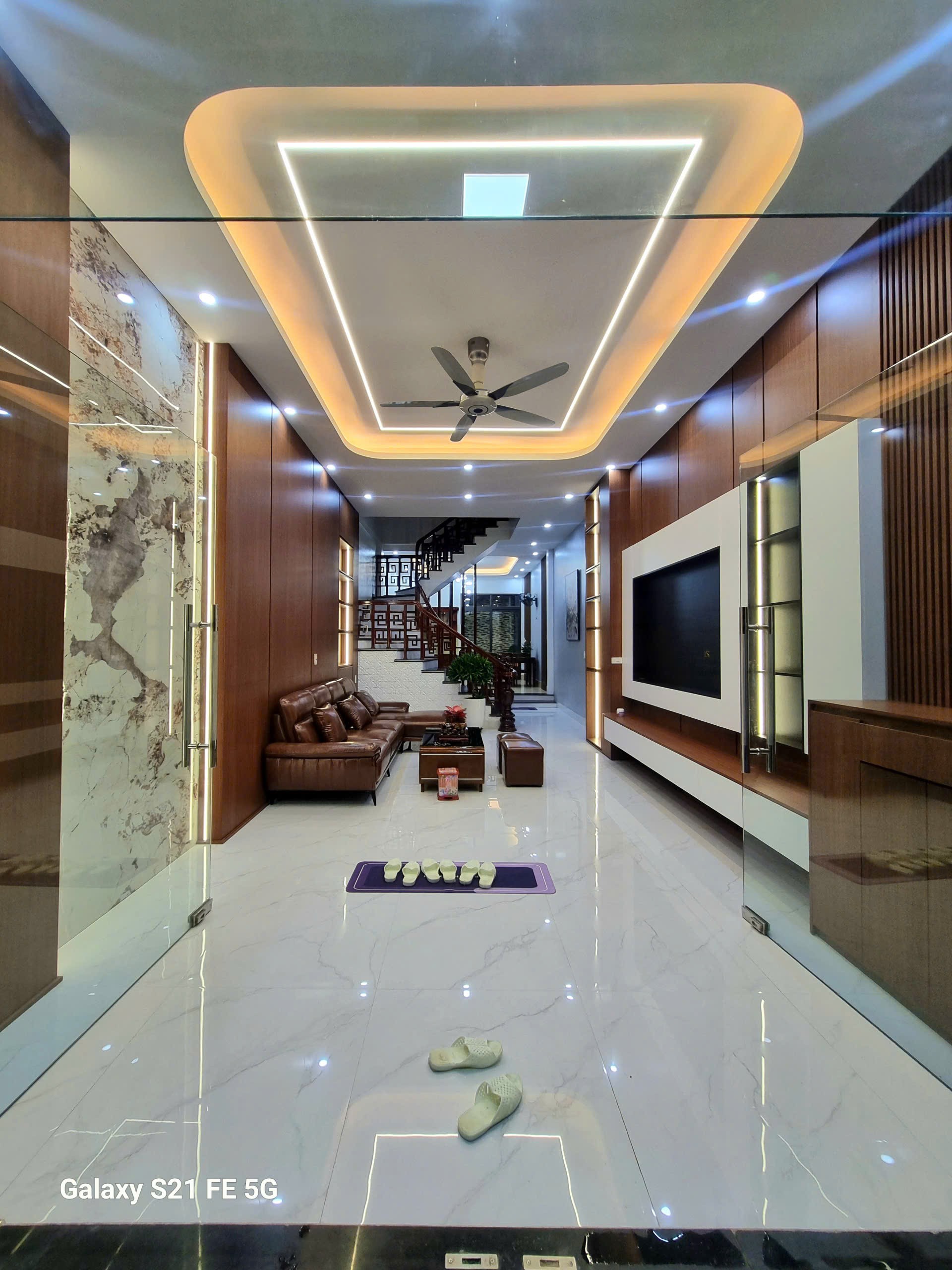 Nhà 70m2, 4 tầng, 4PN, 3VS, cách đinh tiên hoàng 70m Kỳ Bá, TP.Thái Bình - 7.3 tỷ