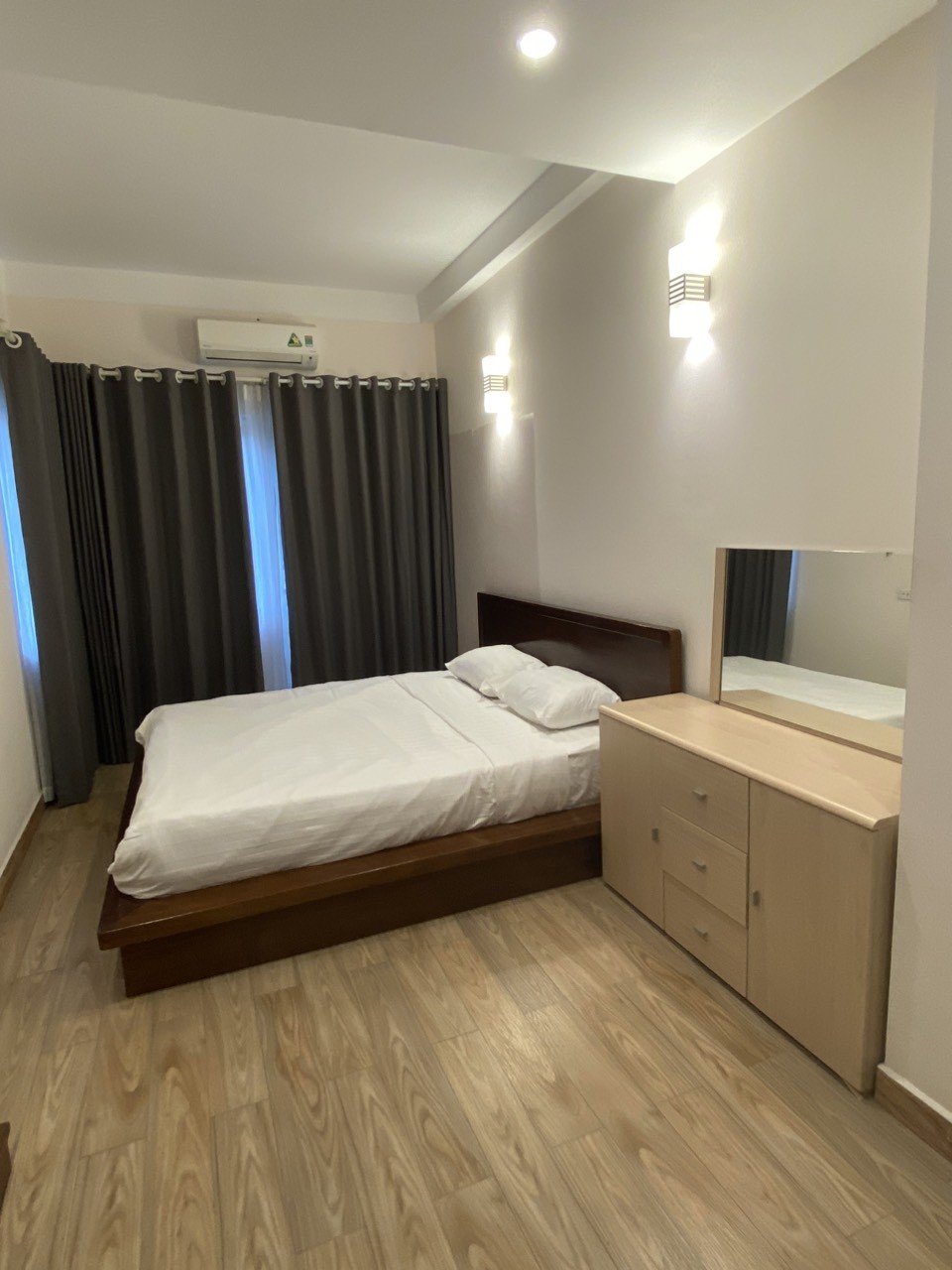 Chính chủ cho thuê Căn chung cư mini giá rẻ 1N, 1K tại Ngõ 189 Hoàng Hoa Thám, Ba Đình. Chỉ 10tr 3