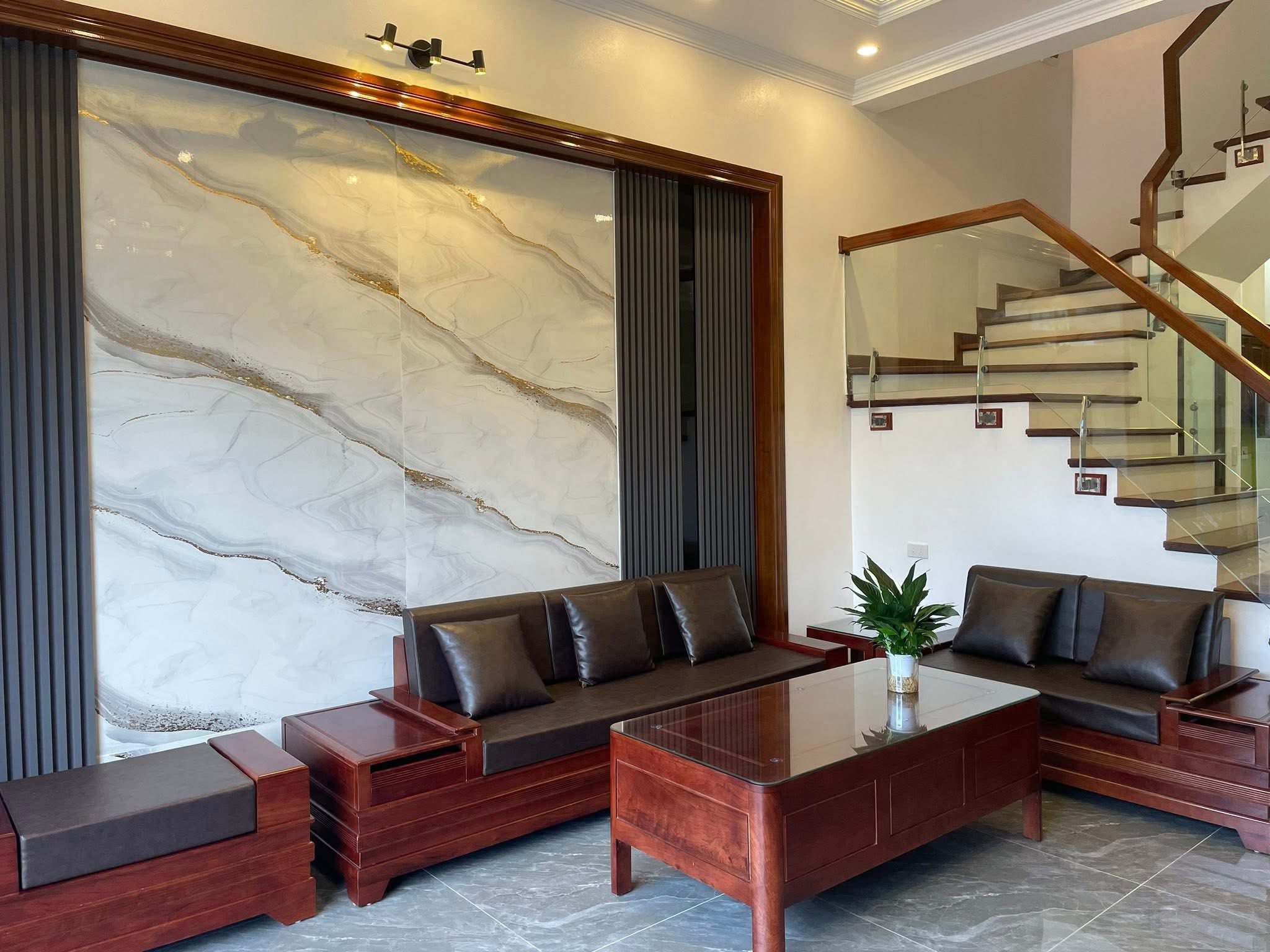 Bán nhà khu 7 ngõ phố Bình Lộc, ph Tân Bình, TP Hải Dương, 50.5m2, mt 4m, 3 ngủ, 3 vs, ngõ oto thôn 4