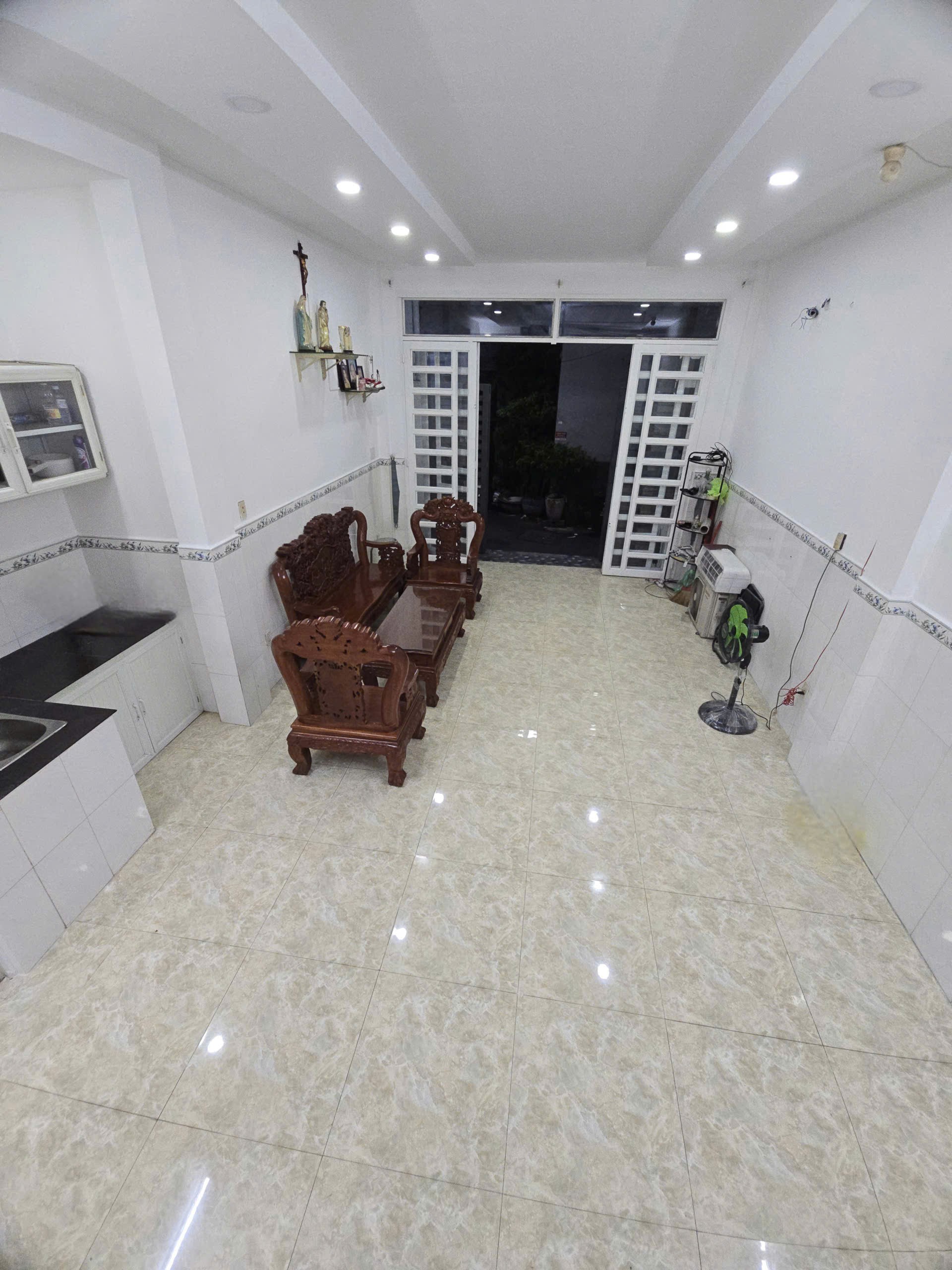 SÁT MẶT TIỀN TRẦN VĂN QUANG TÂN BÌNH 42M2 2 TẦNG 2PN 2WC SHR CHỈ 5.8 TỶ 3
