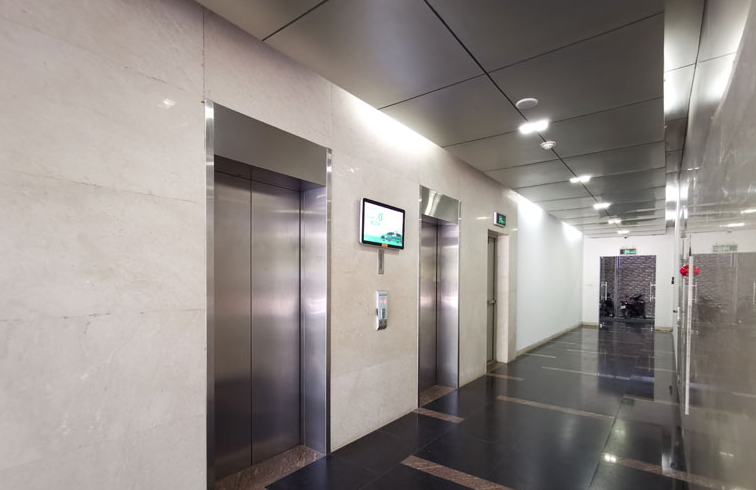 Cho thuê Văn phòng đường Duy Tân, Phường Dịch Vọng Hậu, Diện tích 112m², Giá Thương lượng 4