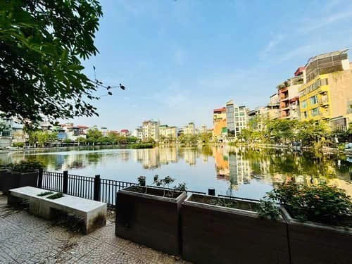 HOT!!! Nhà view Hồ Đầm Tròn Ba Đình 94M  mặt ngõ rộng như phố giá 39.5 tỷ 0878168006
