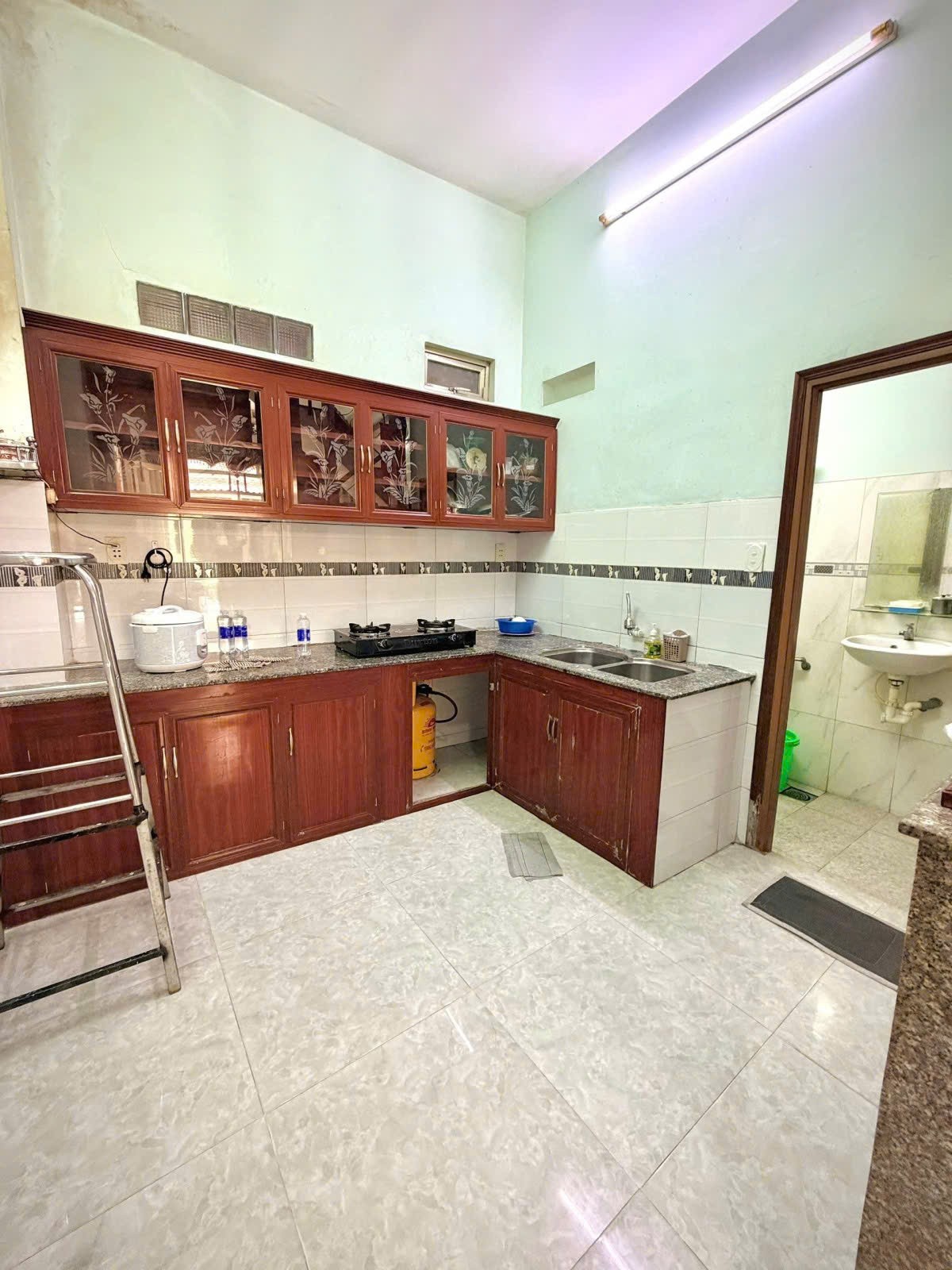 LÊ VĂN QUỚI HIẾM CÓ CHỈ DUY NHẤT 1 CĂN 40M2 4 TẦNG 4PN 3WC SHR GIÁ 4.98 TỶ 4
