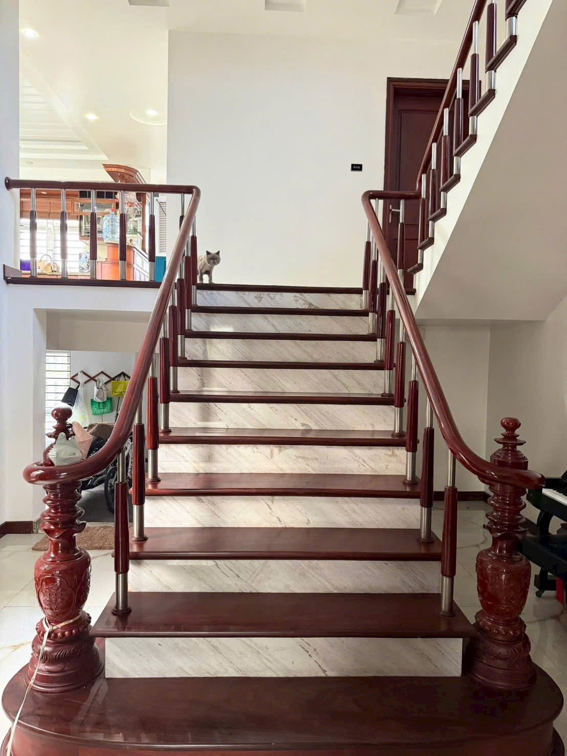 Bán biệt thự mặt đường Bùi Thị Xuân, Đông Nam Cường, TP Hải Dương, 150m2, mt 9m, 3.5 tầng, view sôn 6