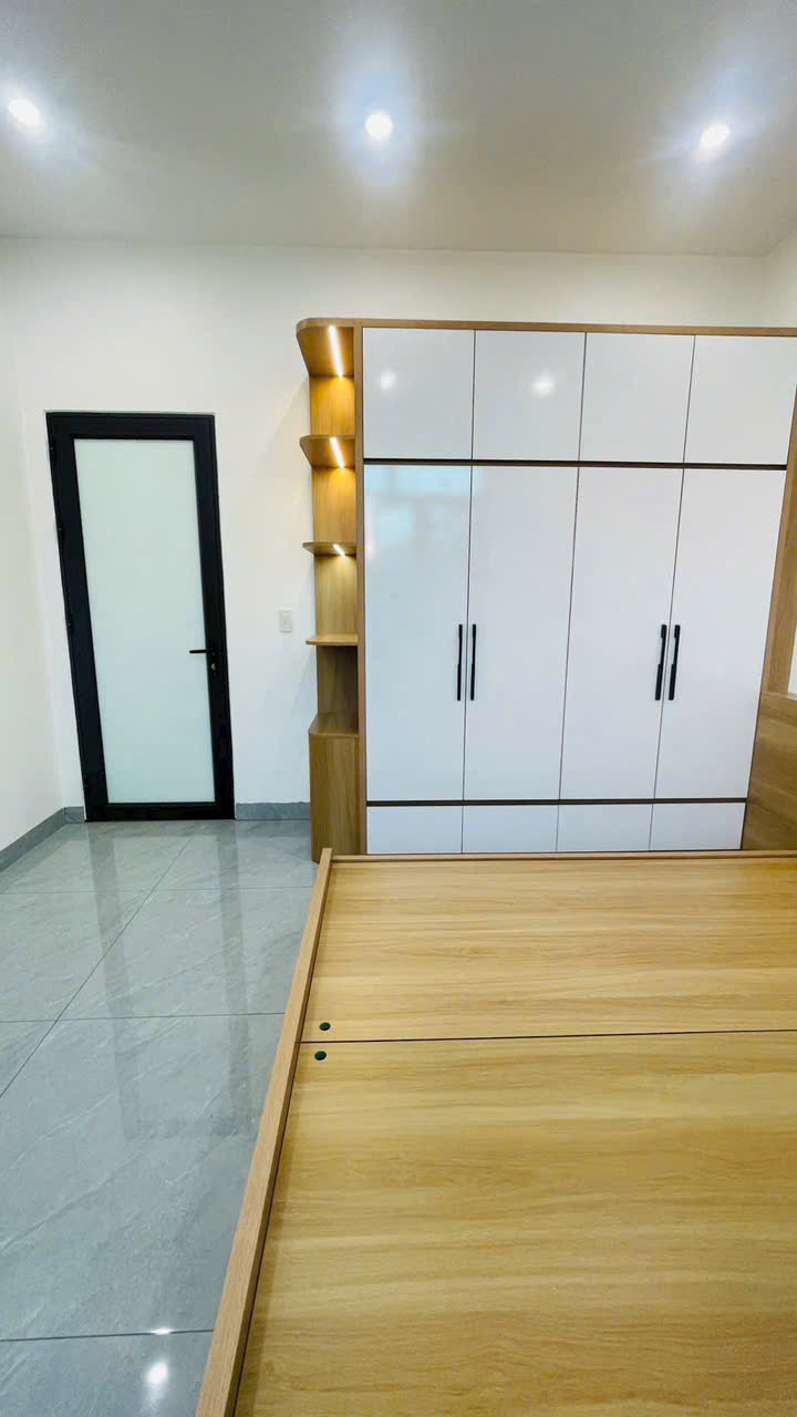 Nhà 3 tầng Triệu Quang Phục Cẩm Thượng 45.5m2 hiện đại đường rộng giá 2tỷ050tr 5
