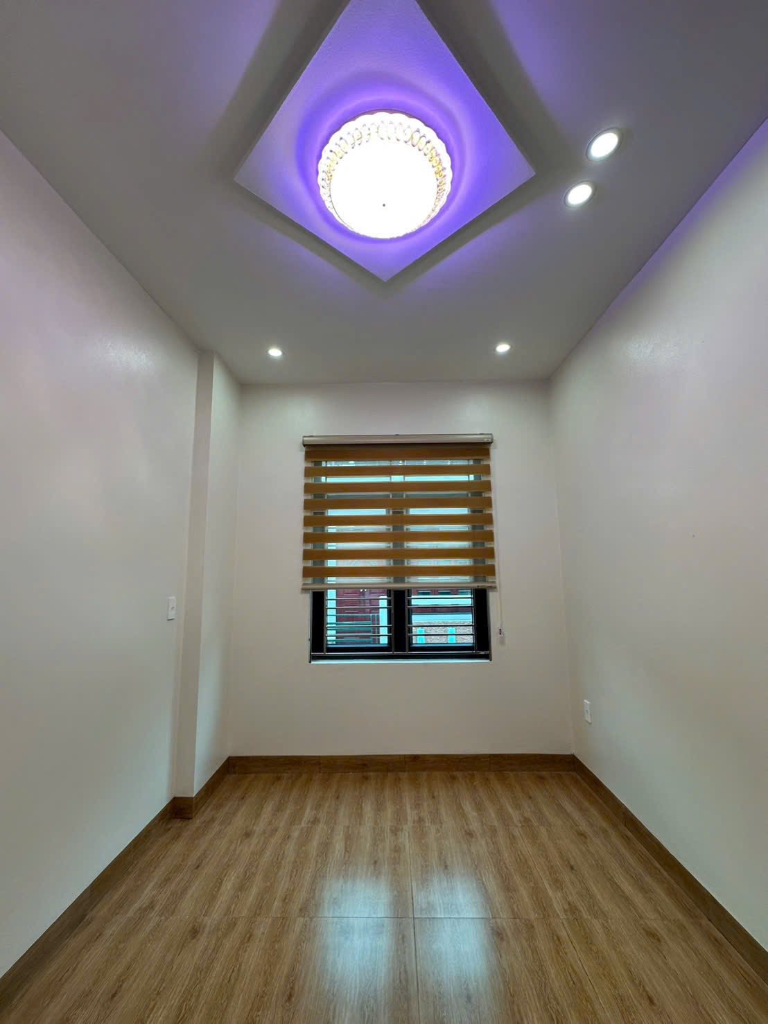 Bán nhà 3 tầng ngõ phố Hồ Tùng Mậu, ph Tân Bình, TP HD, hơn 40m2, 3 ngủ, 3 vs, ngõ oto, chỉ 2.98 tỷ 7