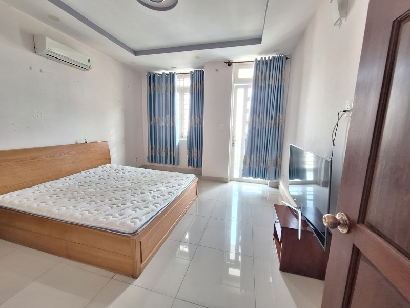 Bán nhà mặt phố 3 tầng, đường số 38, Hiệp Bình Chánh, Thủ Đức, TP HCM. DT - 70m2. Giá  8.4 tỷ 4