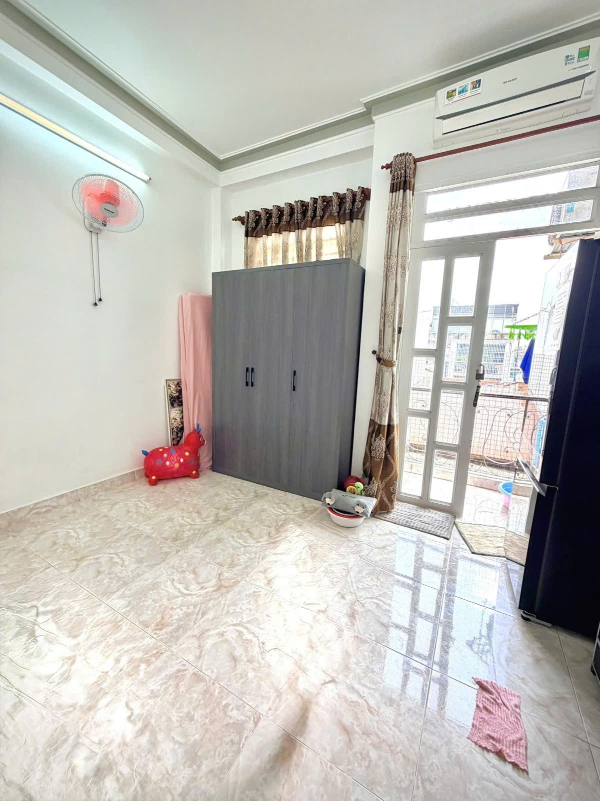 LÊ VĂN QUỚI HIẾM CÓ CHỈ DUY NHẤT 1 CĂN 40M2 4 TẦNG 4PN 3WC SHR GIÁ 4.98 TỶ 6