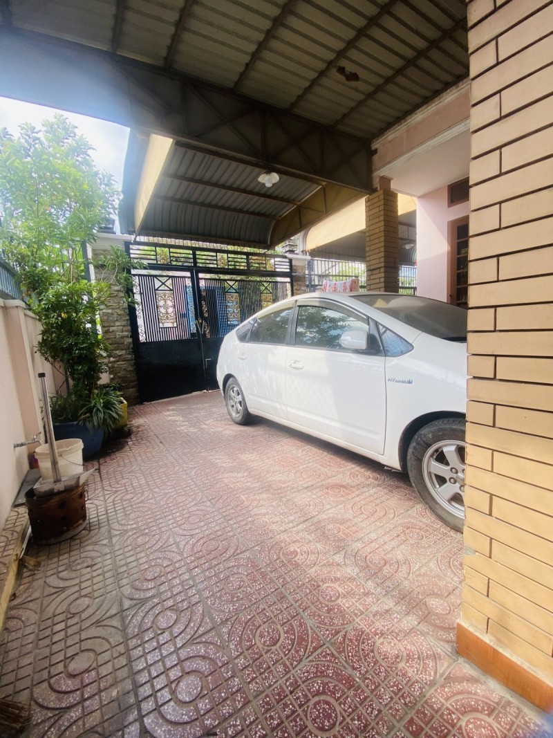 Bán Biệt Thự đường số 441, Tăng Nhơn Phú A, Thủ Đức, TP HCM. DT  206m2 - Sổ Hồng - Giá 18.3 Tỷ