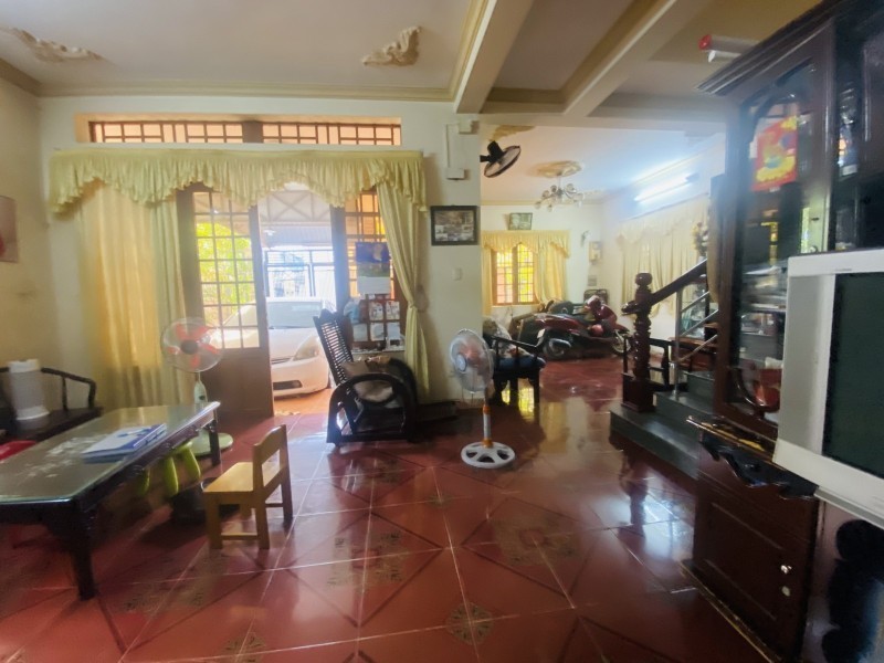 Bán Biệt Thự đường số 441, Tăng Nhơn Phú A, Thủ Đức, TP HCM. DT  206m2 - Sổ Hồng - Giá 18.3 Tỷ 3