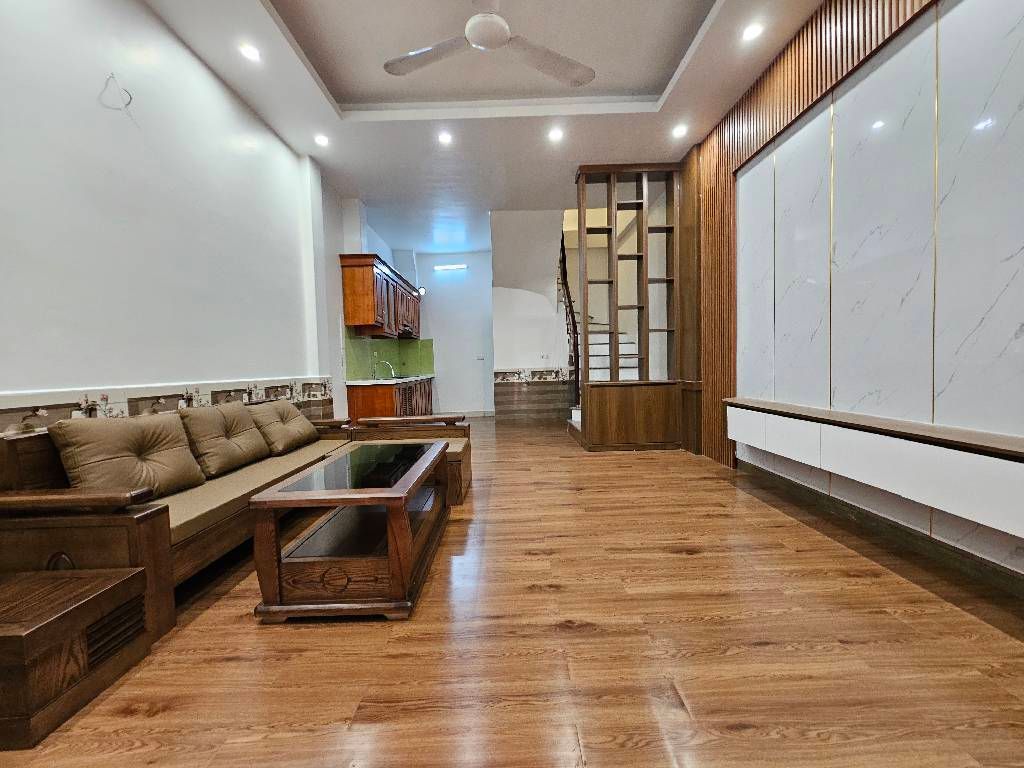 Bán Nhà Thạch Bàn, Long Biên 33m2, 5T giá 7,48 tỷ (Ô tô đỗ gần, ngõ thuận tiện) 1