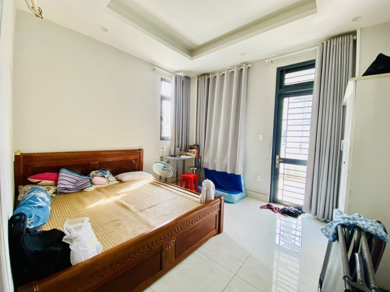 Bán nhà mặt phố đường số 17, Bình Chiểu, Thủ Đức, TP HCM. DT 114m2, 3 tầng. Giá 6.9 tỷ 4