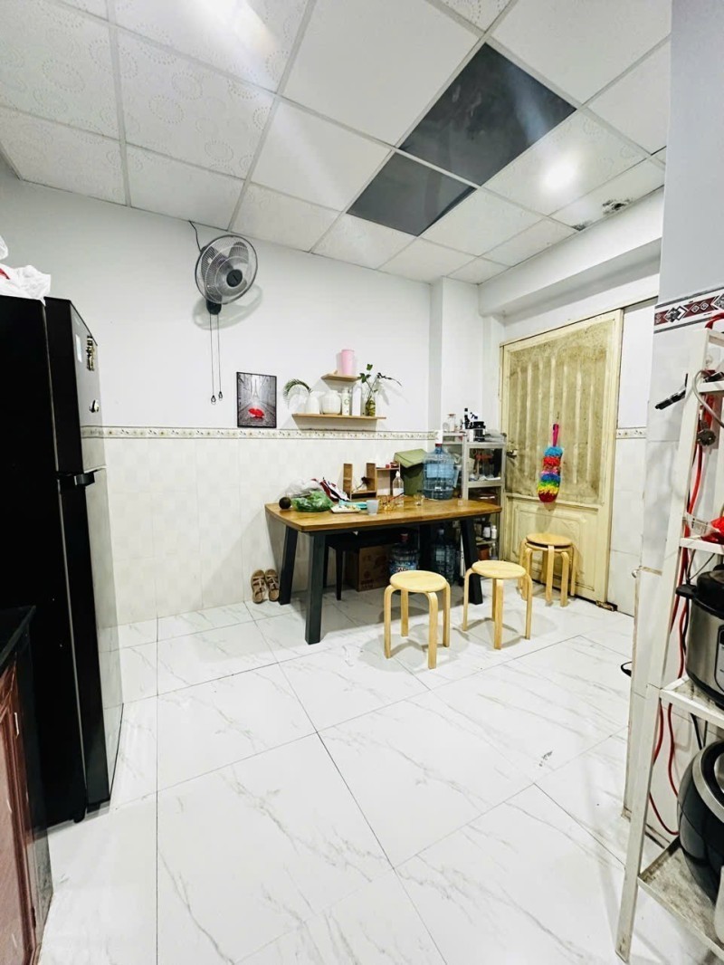 Bán nhà đường số 5 Linh Trung, Thủ Đức, TP HCM. DT 62m2, 2 tầng, SHR. Giá  4,05 tỷ,