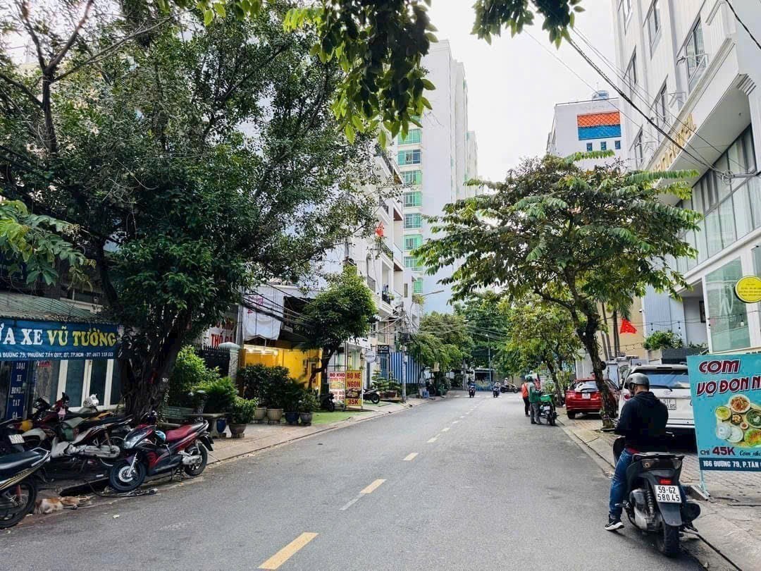 Cần bán Nhà mặt tiền đường Số 79, Phường Tân Quy, Diện tích 330m², Giá 76 Tỷ 3