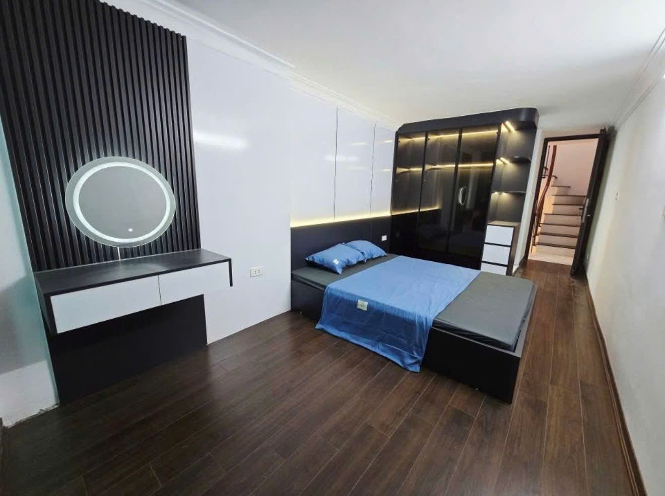 Nhà đẹp Trung tâm Phúc Lợi Long Biên, 5 tầng, Full nội thất, ngõ ô tô thông, ô tô đỗ cửa 1