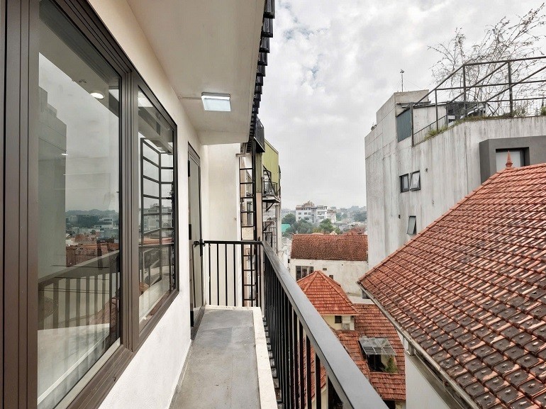 Cho thuê Căn hộ chung cư đường Tô Ngọc Vân, Phường Quảng An, Diện tích 90m², Giá 14.5 Triệu 2
