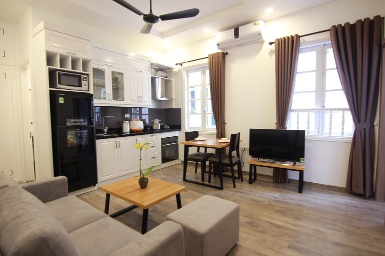 Cho thuê Căn hộ chung cư đường Tô Ngọc Vân, Phường Quảng An, 50m², Giá 10 Triệu/tháng 8