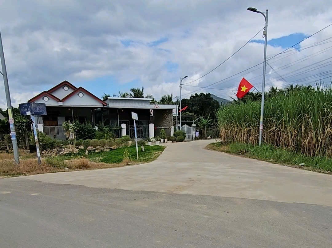 Bán đất Diên Phước giá rẻ full thổ cư mặt tiền đường Phước Tuy