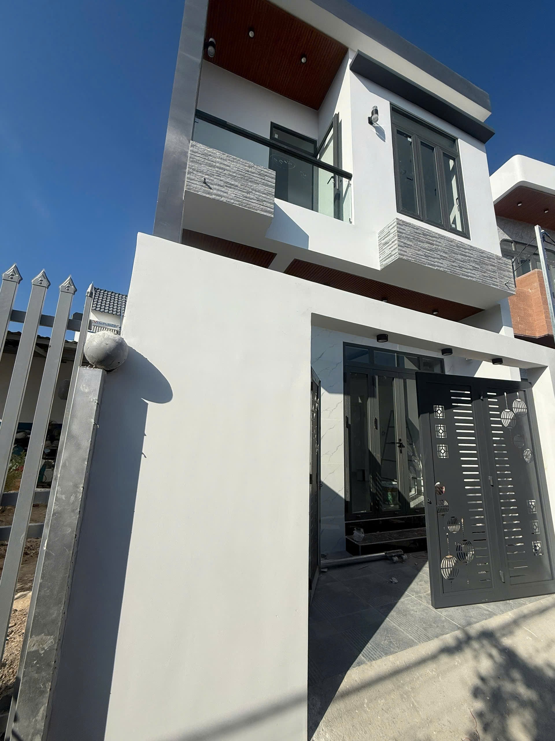 Bán nhà Diên Điền thôn Đông 1 mới xây - đường Mã Thánh 2 tầng full thổ cư có giấy phép XD 2