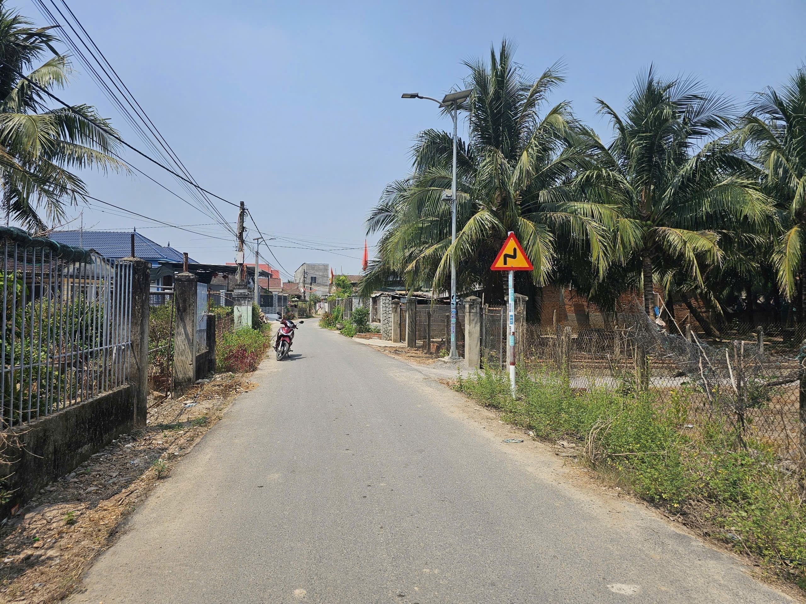 Bán đất Diên Điền thôn Đông 3 mặt đường Gò Chùa dân cư đông 3