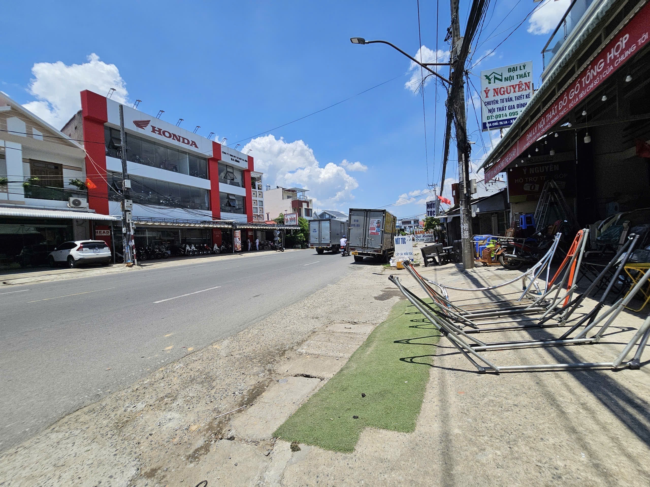 Bán đất Diên Thạnh ngay trung tâm đối diện ngã ba Dốc Bà Tùng 9