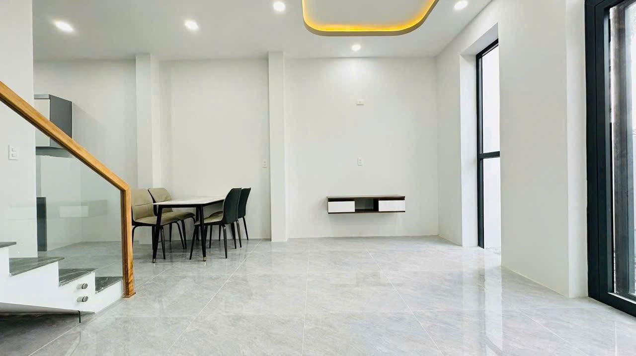 Bán nhà Diên Thạnh 2 tầng mới xây ngay trung tâm Diên Khánh gần ngã 3 Mã Xá và Dốc Bà Tùng 7
