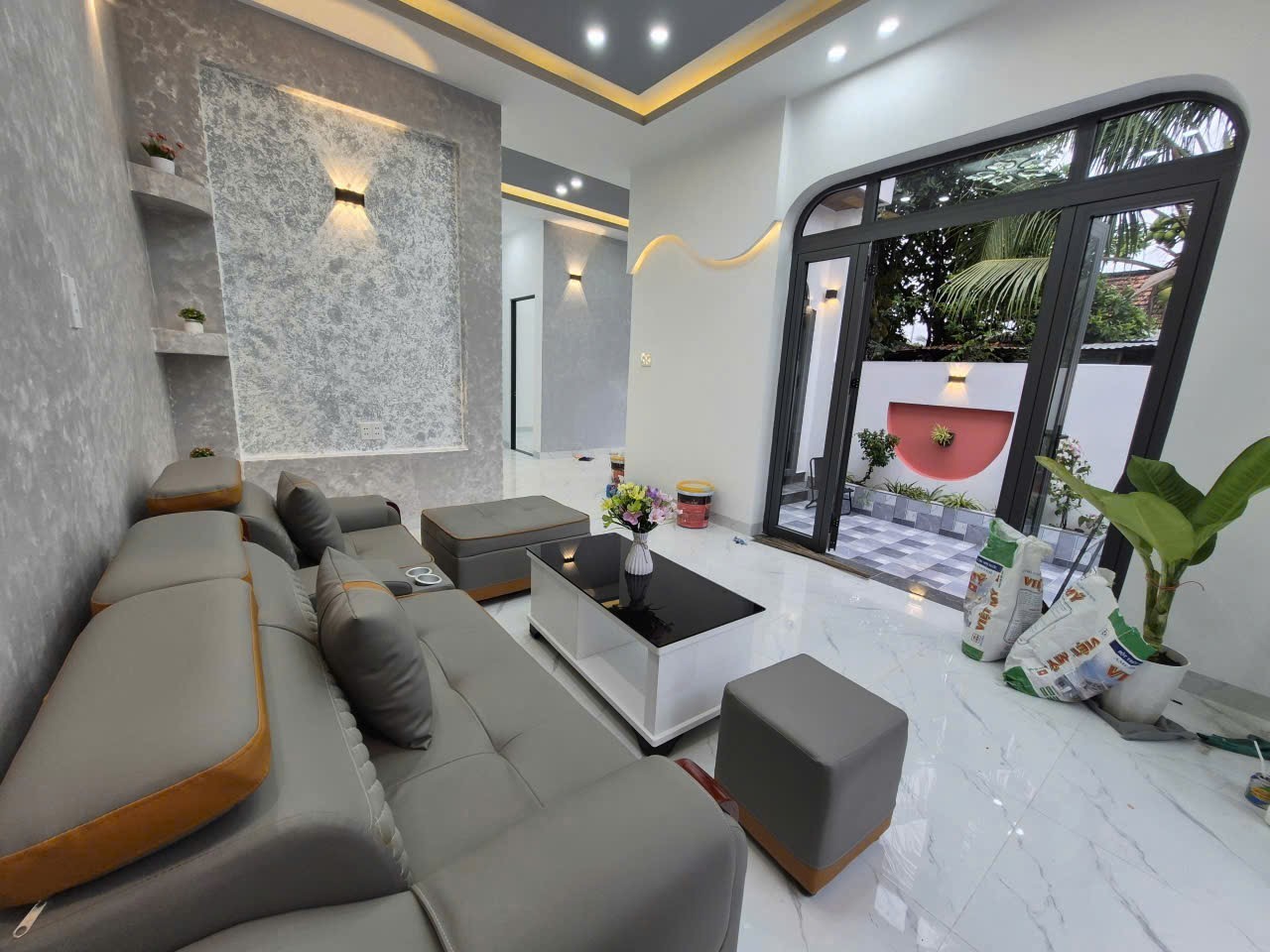 Bán nhà Diên Lạc mới xây phong cách hiện đại đường Tổ 2A sát bên Tỉnh Lộ 2 5
