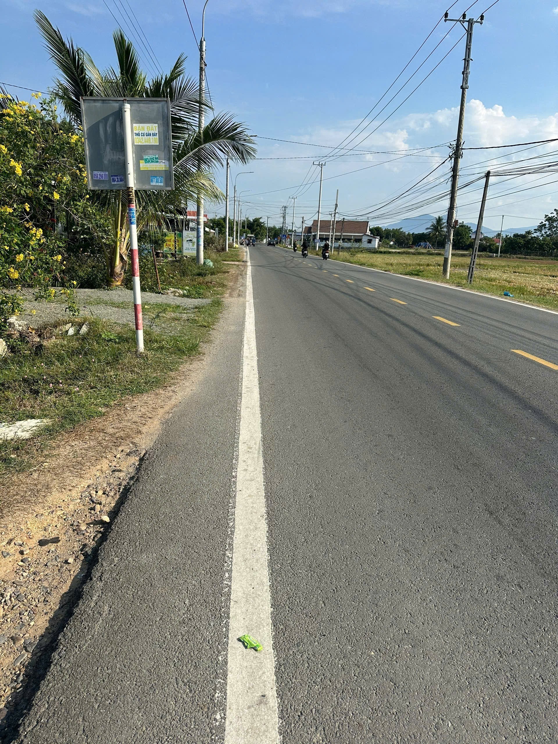 Bán đất mặt tiền Hương Lộ 39 - Suối Tiên ngay phía trước chợ sát bên khu tái định cư 7