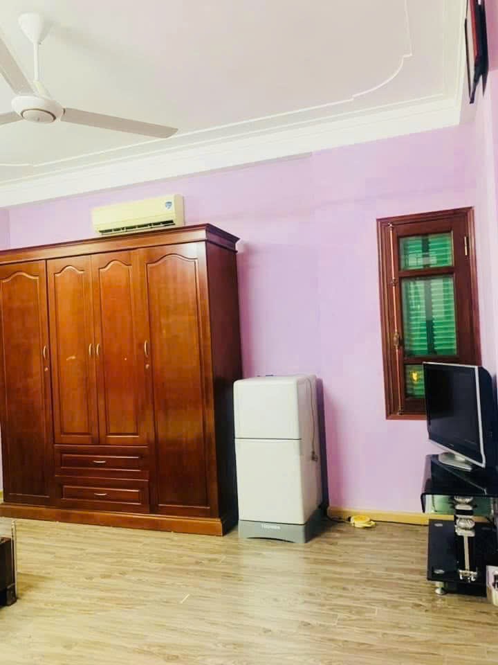 Cho thuê nhà riêng ngõ 304 Hồ Tùng Mậu, Bắc Từ Liêm 50M x 4T(5 ngủ) FULL ĐỒ giá 15 triệu 2