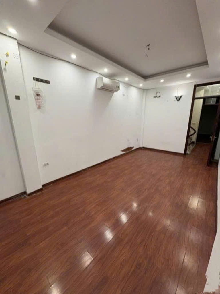 Cho thuê nhà Ô TÔ ĐỖ CỬA ngõ 87 Thiên Hiền, Mỹ Đình 45M x 5T (6 phòng) giá 20 triệu 3