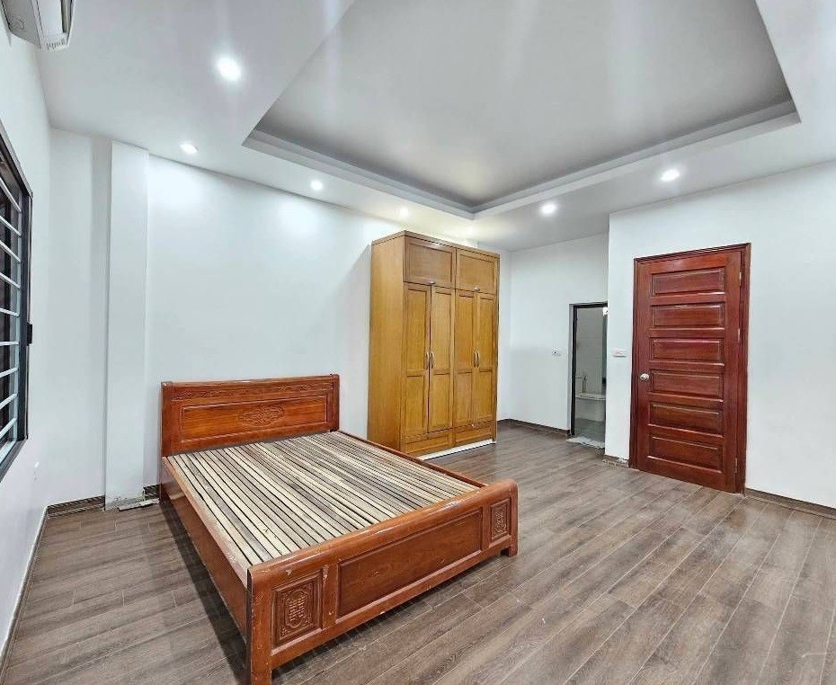 Bán Nhà Thạch Bàn, Long Biên 33m2, 5T giá 7,48 tỷ (Ô tô đỗ gần, ngõ thuận tiện) 3