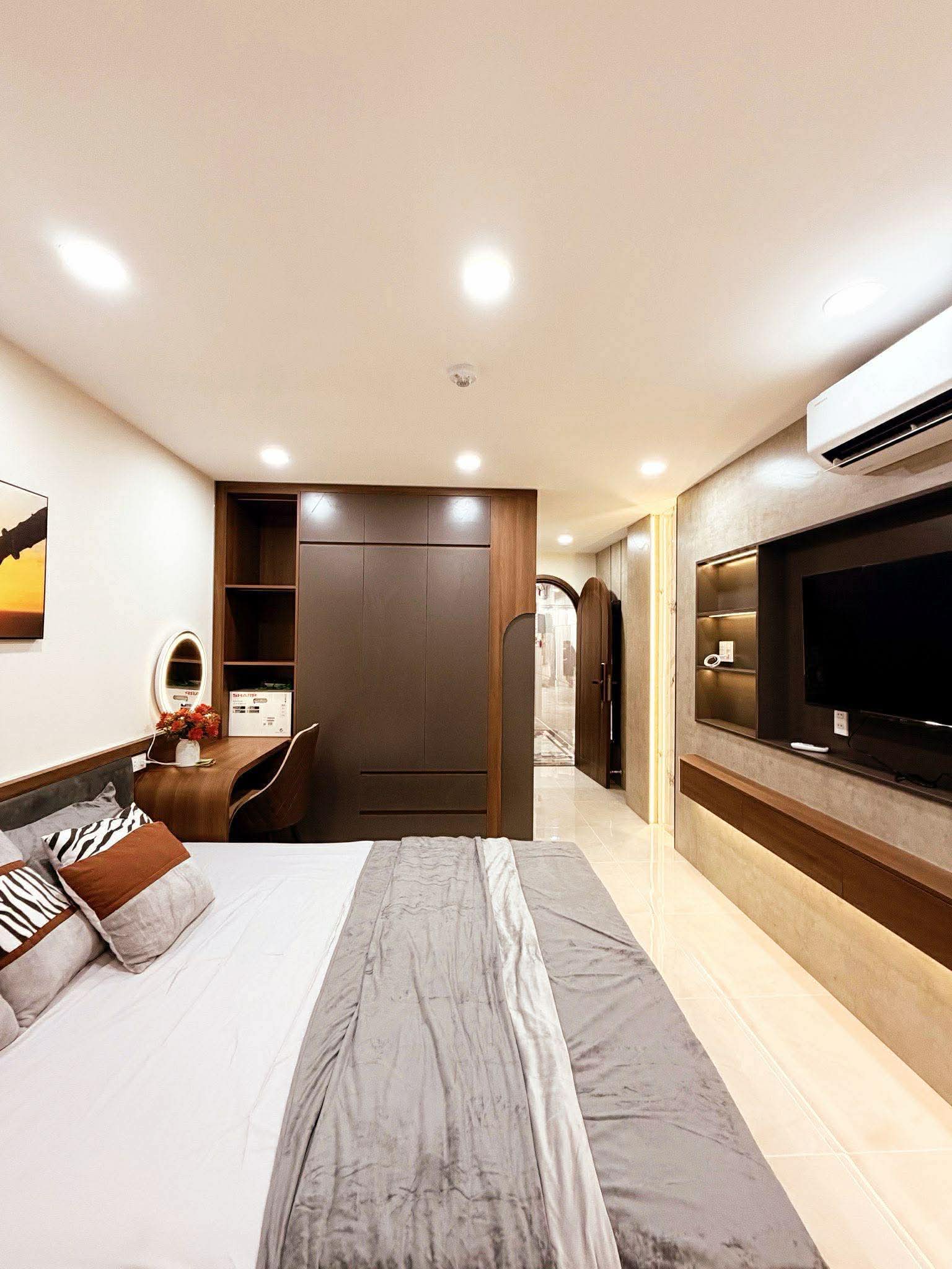 CHDV 5 TẦNG THANG MÁY QUẬN 3 - 70m2 8PN FULL NT - GIÁ CỰC TỐT GIẢM MẠNH 2.6 TỶ 9