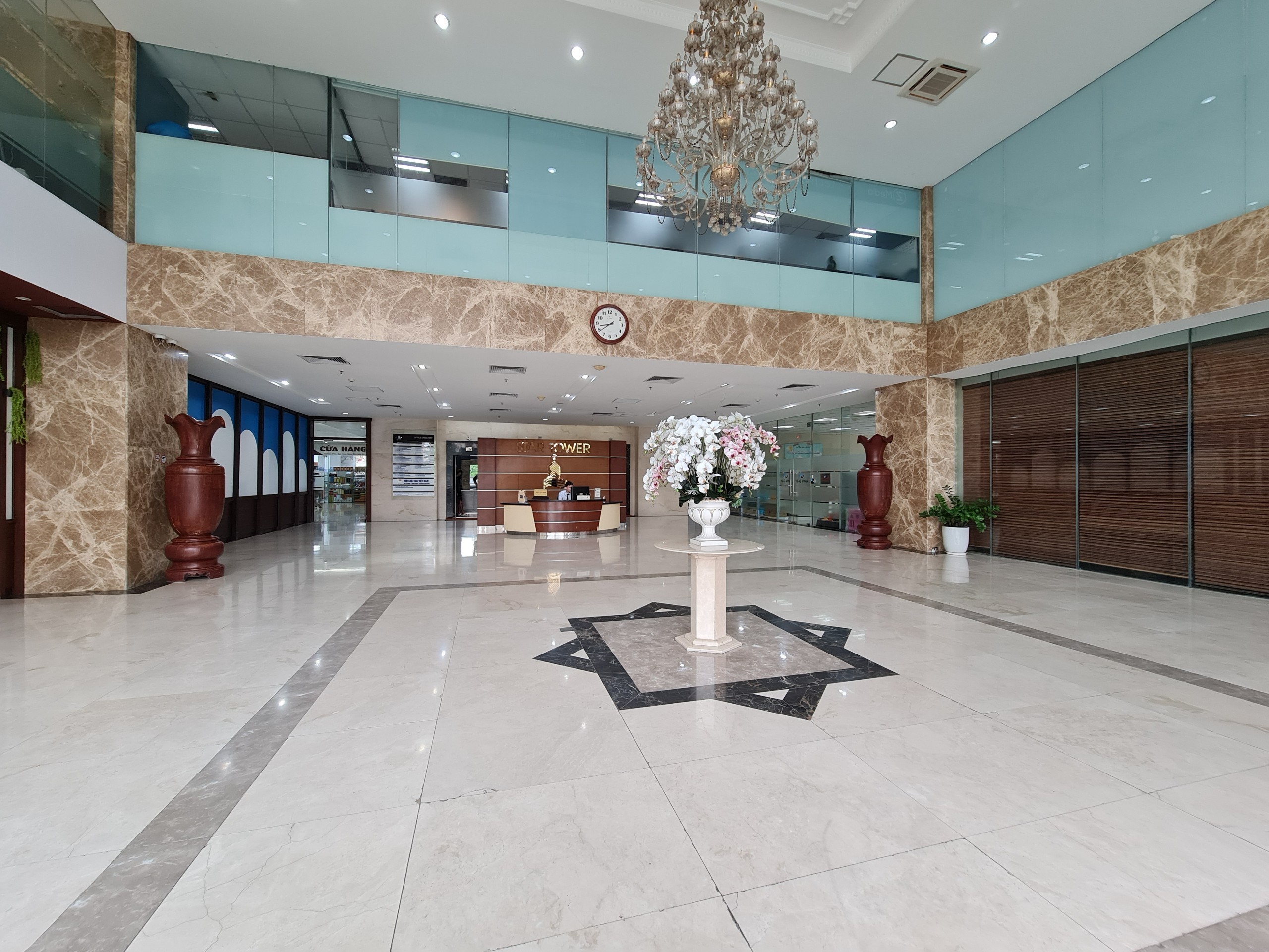 Cho thuê 110m sàn VP toà nhà Star Tower - Dương Đình Nghệ, giá hợp lý, sẵn bàn giao 2