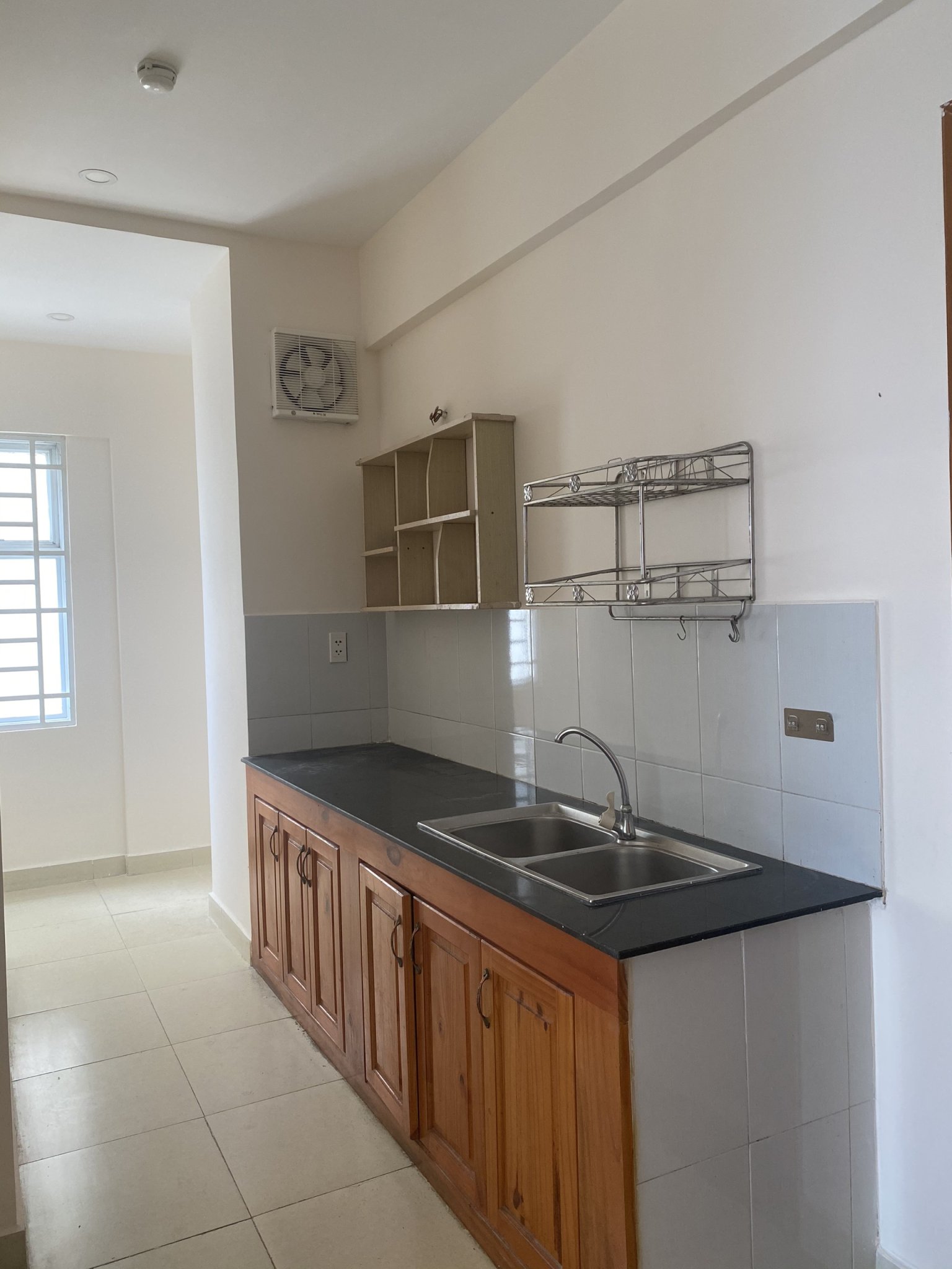 Bán NHANH căn hộ 2PN 2WC chung cư Sơn An ngay ngã tư Amata 3