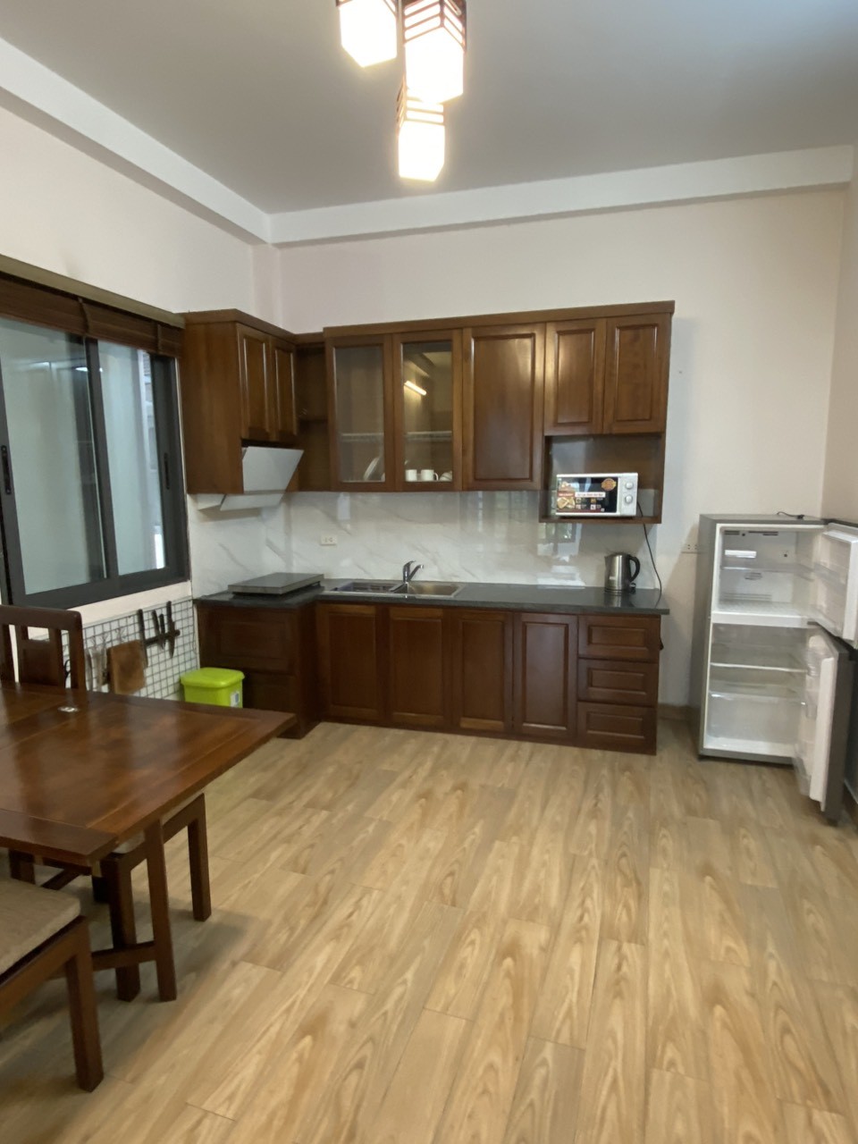 Chính chủ cho thuê Căn chung cư mini giá rẻ 1N, 1K tại Ngõ 189 Hoàng Hoa Thám, Ba Đình. Chỉ 10tr 14