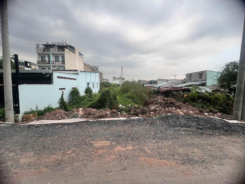 Bán đất giá siêu hời tại Thạnh Xuân 52, 27 tỷ, 1392 m2 2
