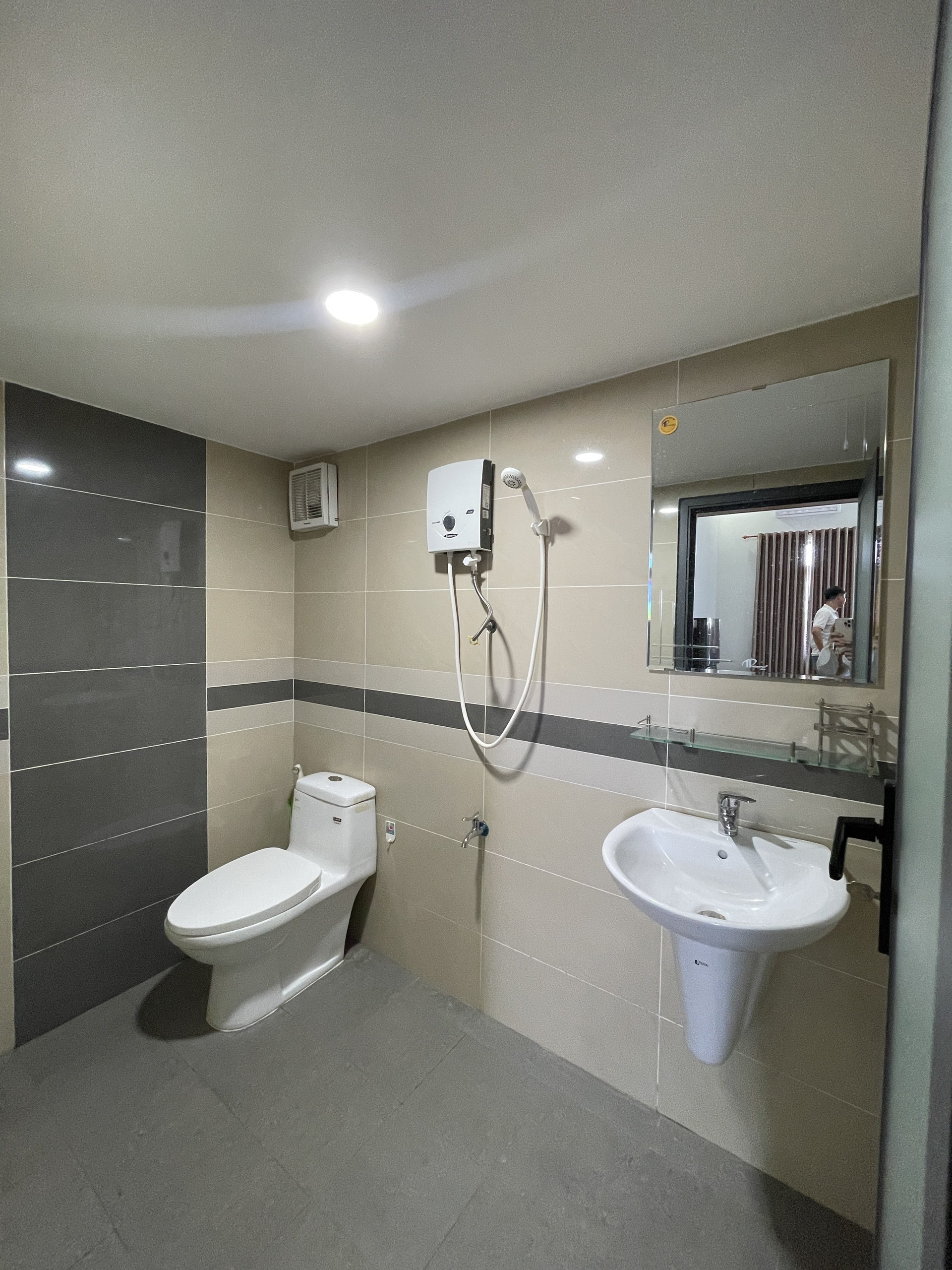 Cho thuê căn hộ đủ nội thất gần cây xăng Vườn Mít giá từ 5-6triệu 3