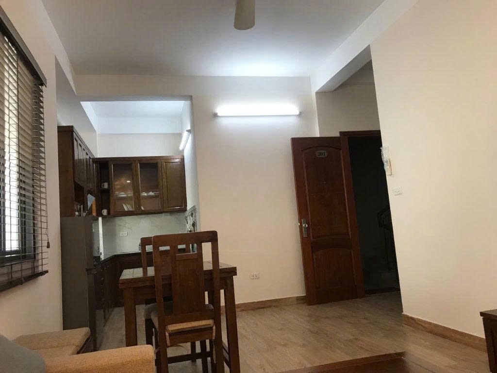 Chính chủ cho thuê Căn chung cư mini giá rẻ 1N, 1K tại Ngõ 189 Hoàng Hoa Thám, Ba Đình. Chỉ 10tr 9