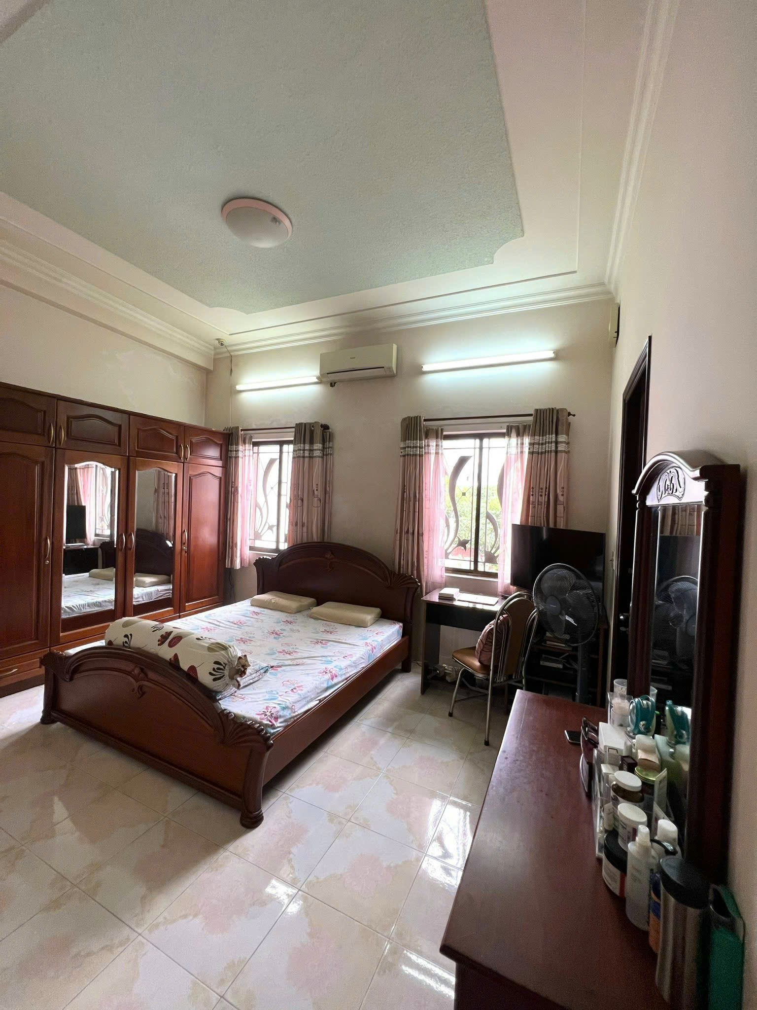 BÁN NHÀ ĐƯỜNG 45 TÂN QUY, Q7 - NGANG 8,5M NỞ HẬU - GIÁ 29 TỶ 2