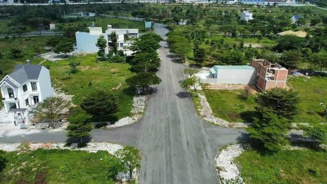 Đất trung tâm Thành Phố Sân Bay_100m2_Dân cư đông đúc_Kinh doanh ngay!!!Chỉ từ 15tr/m2 4