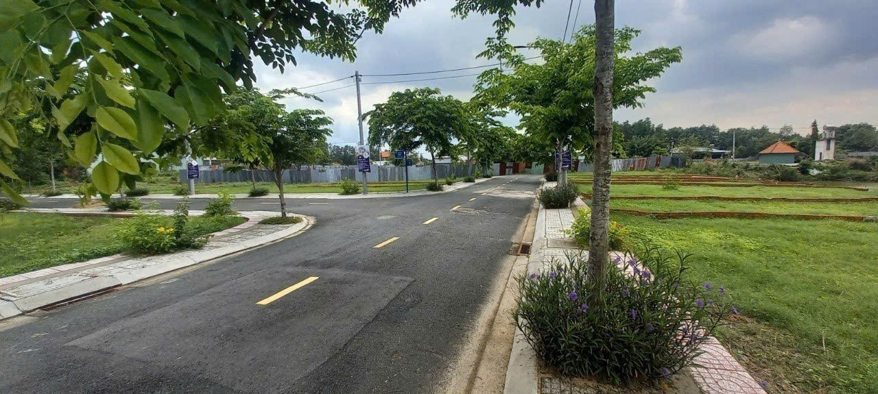 Đất trung tâm Thành Phố Sân Bay_100m2_Dân cư đông đúc_Kinh doanh ngay!!!Chỉ từ 15tr/m2 2