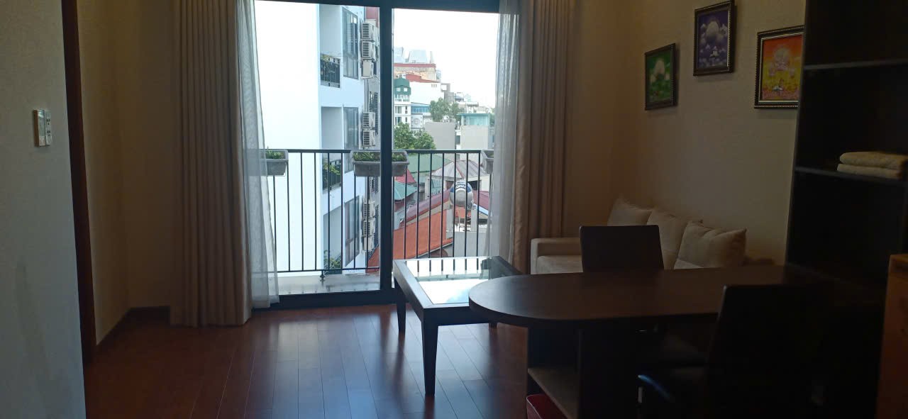 Cho thuê Căn hộ chung cư đường Phan Kế Bính, Phường Cống Vị, Diện tích 50m², Giá 12 Triệu 6