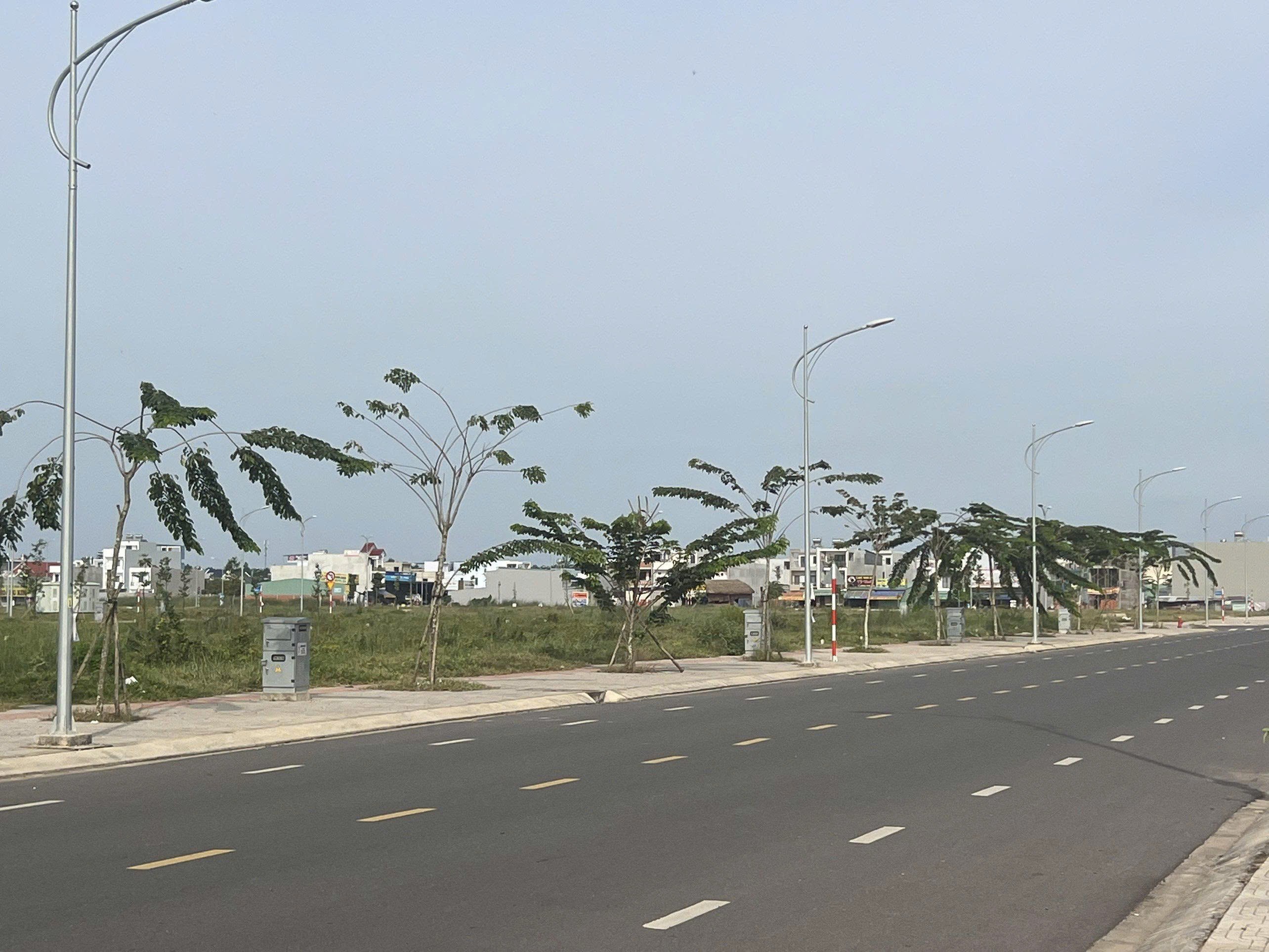 ĐẤT KHU TRUNG TÂM KINH DOANH!!! SỔ SẴN_DÂN CƯ ĐÔNG ĐÚC_TRỪ NGAY 200TR!!! 5