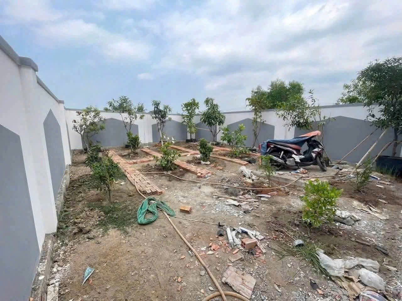 Bán nhà vườn mái nhật mt đường liên ấp 1A-1B , Long Hòa, Cần Đước dt 332m2 full thổ giá 3,9 tỷ 8