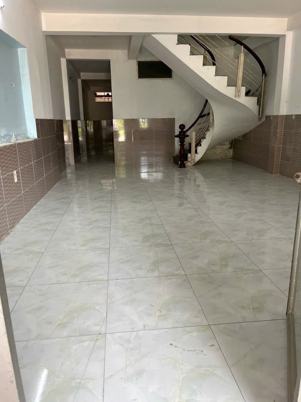 Bán nhà hẻm đường beton oto xã Vĩnh Lộc B, Bình Chánh dt 210m2 full thổ giá 8,3 tỷ 7