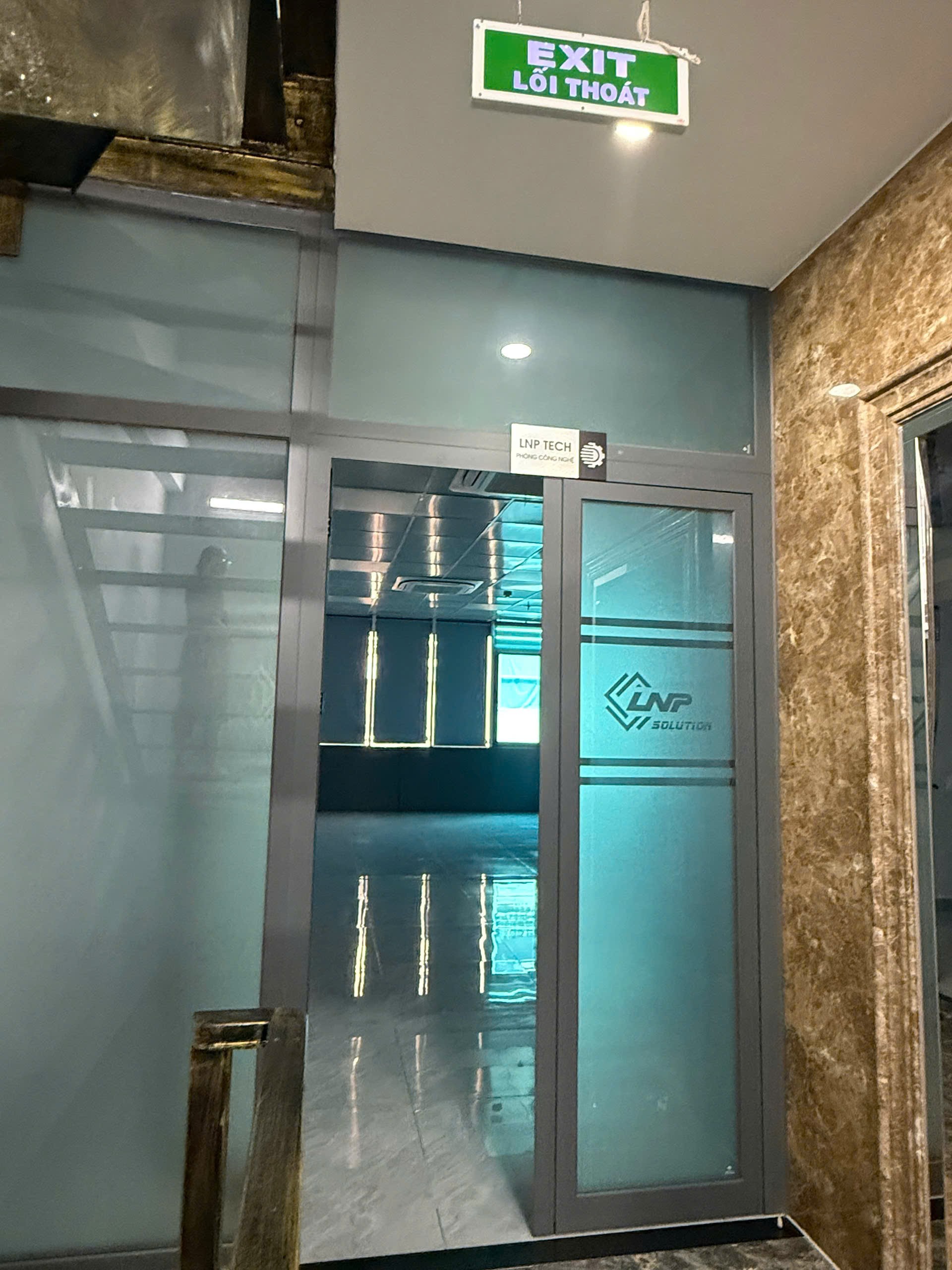 Cho thuê Văn phòng Tân Bình, Hồ Chí Minh, Diện tích 100m², Giá 95 Triệu/tháng 6